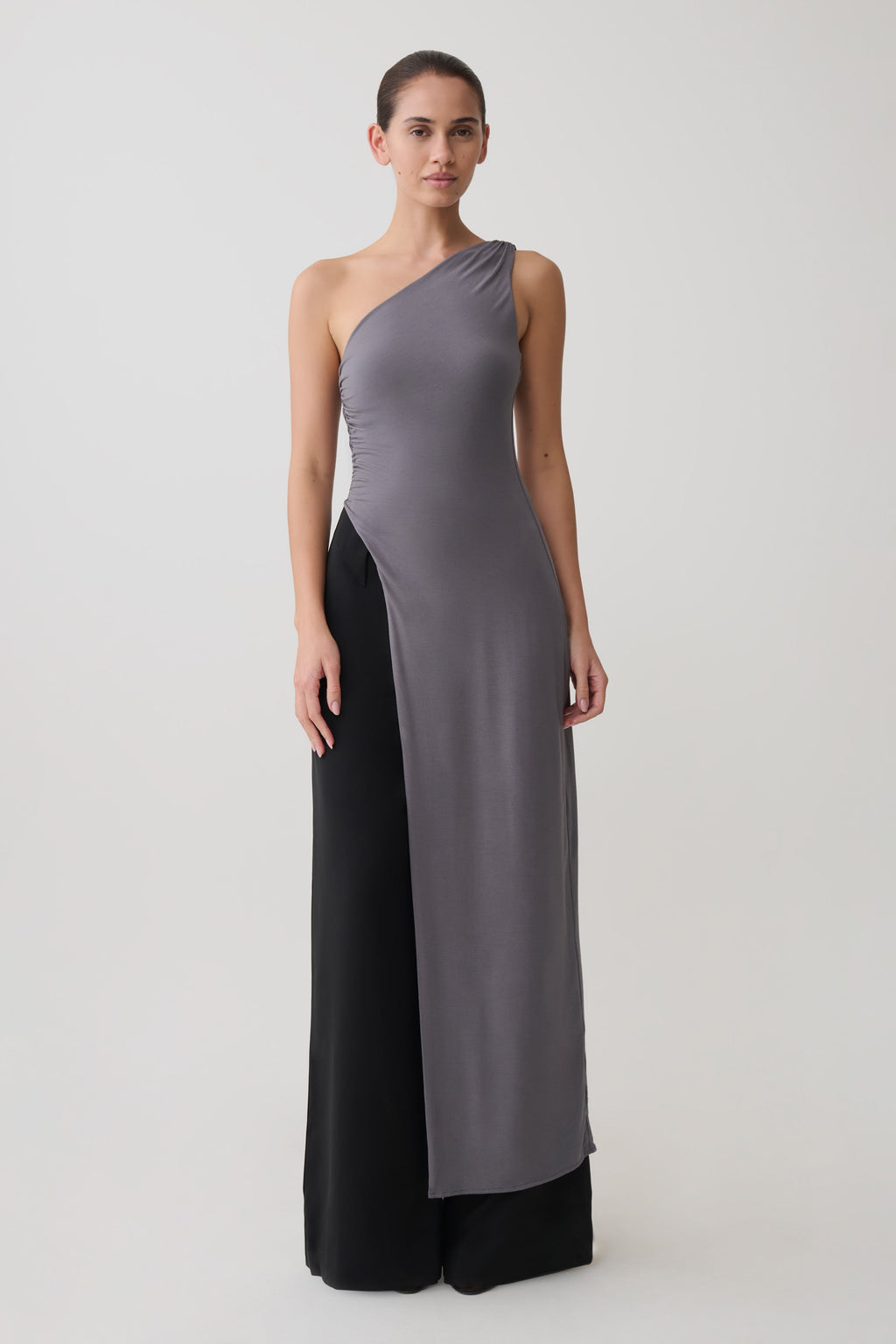 Coriona Long Line Top With Front Cut Out - Grey