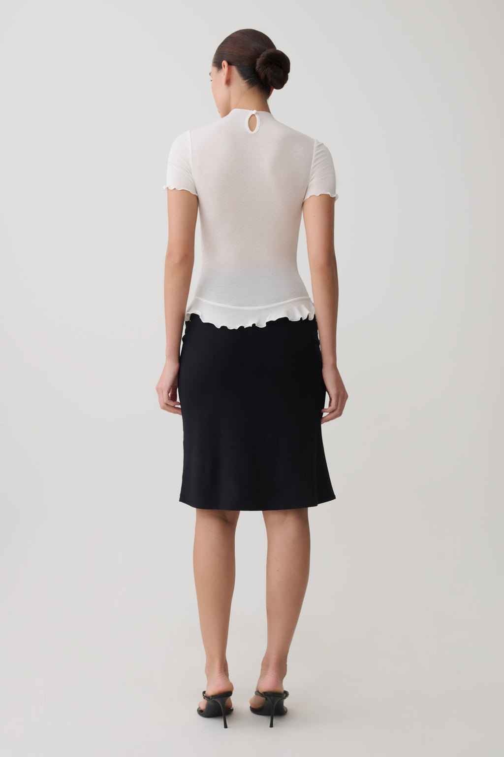 Nira Short Sleeve Ruffle Top - White