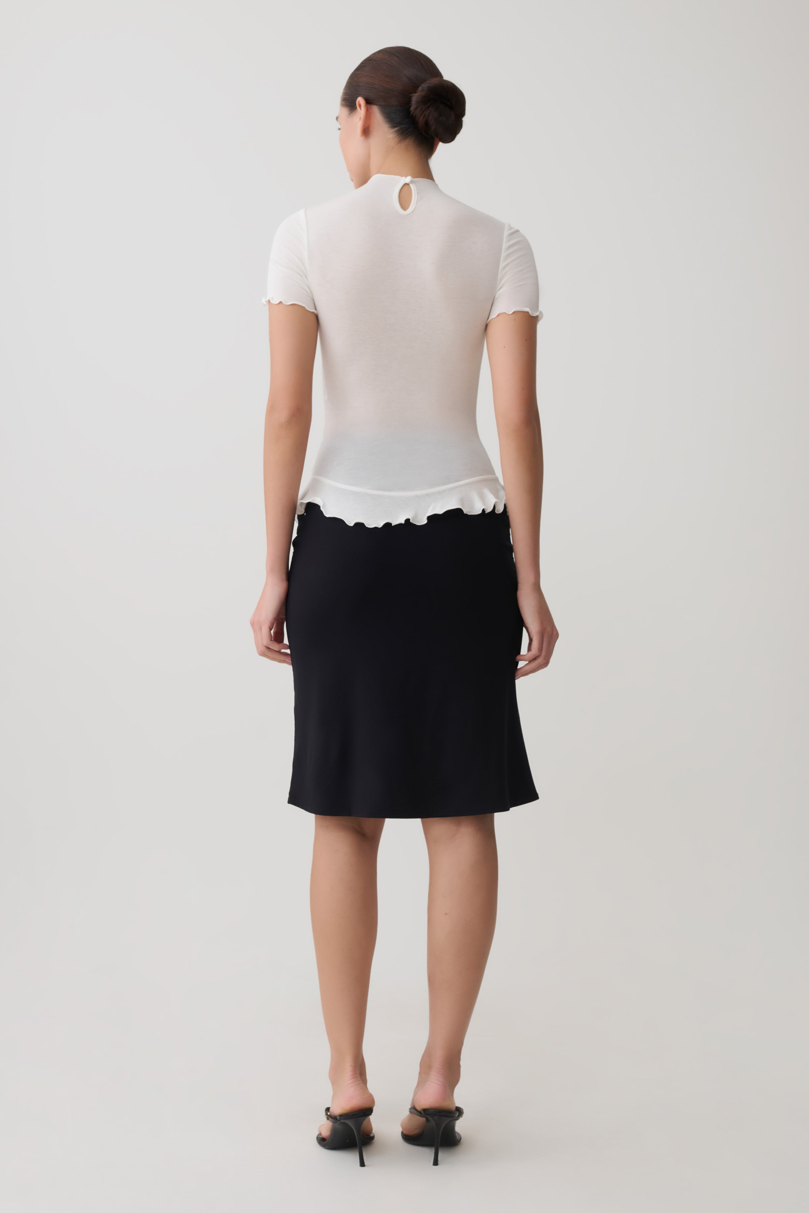 Nira Short Sleeve Ruffle Top - White