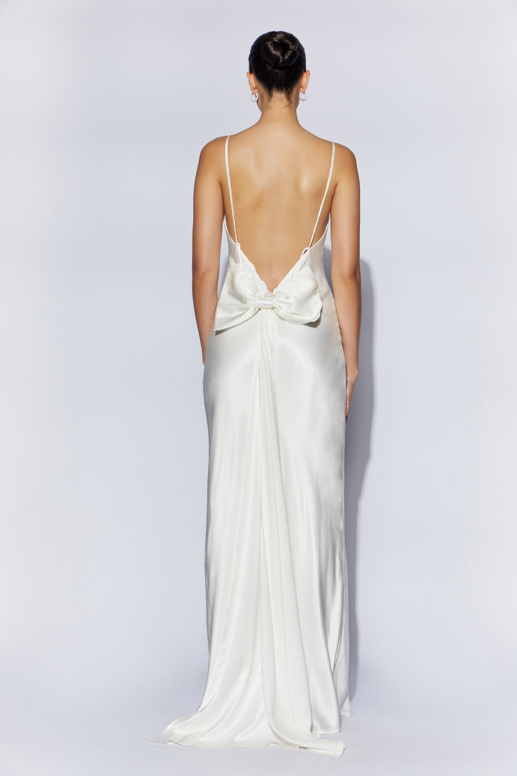 Kailey Low Back Maxi Dress With Bow Train - White