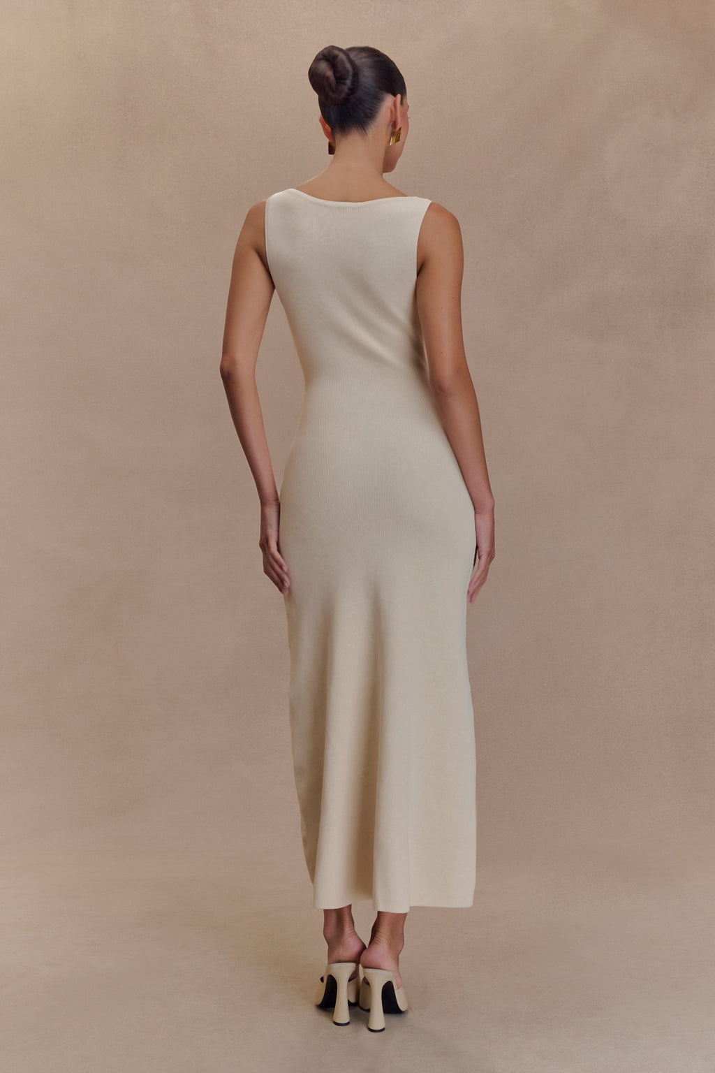 Sawyer Sleeveless Buttoned Maxi Dress - Ivory