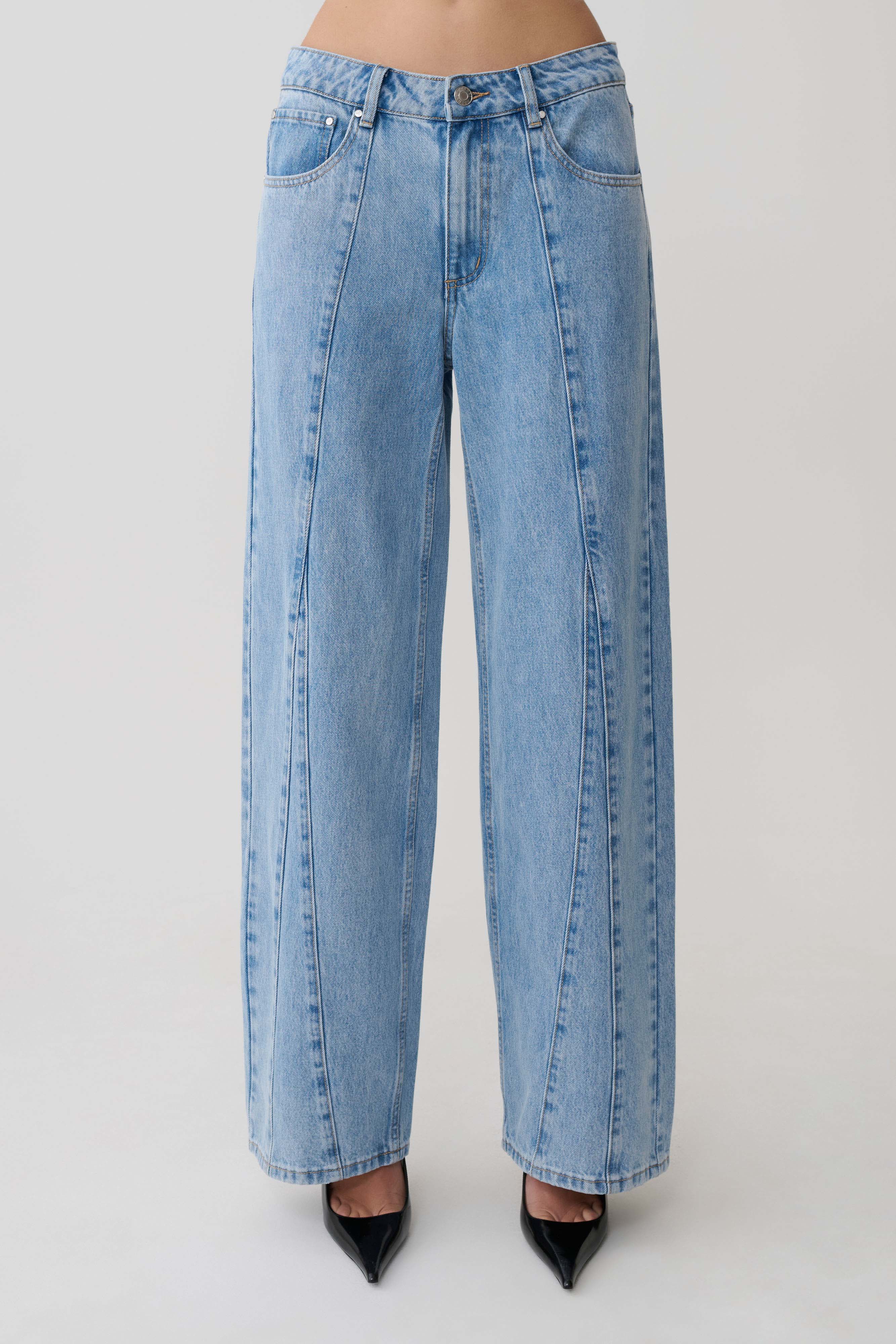 Roy Mid Rise Wide Leg Denim Jeans - Classic Blue