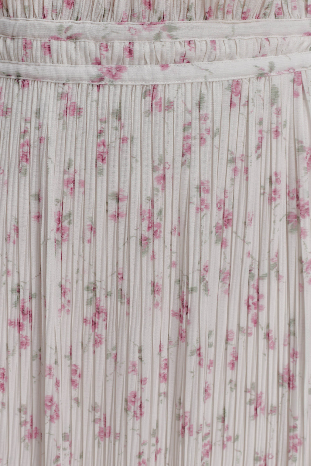 Amaris Gathered Plisse Maxi Skirt - Floral Ditsy Print