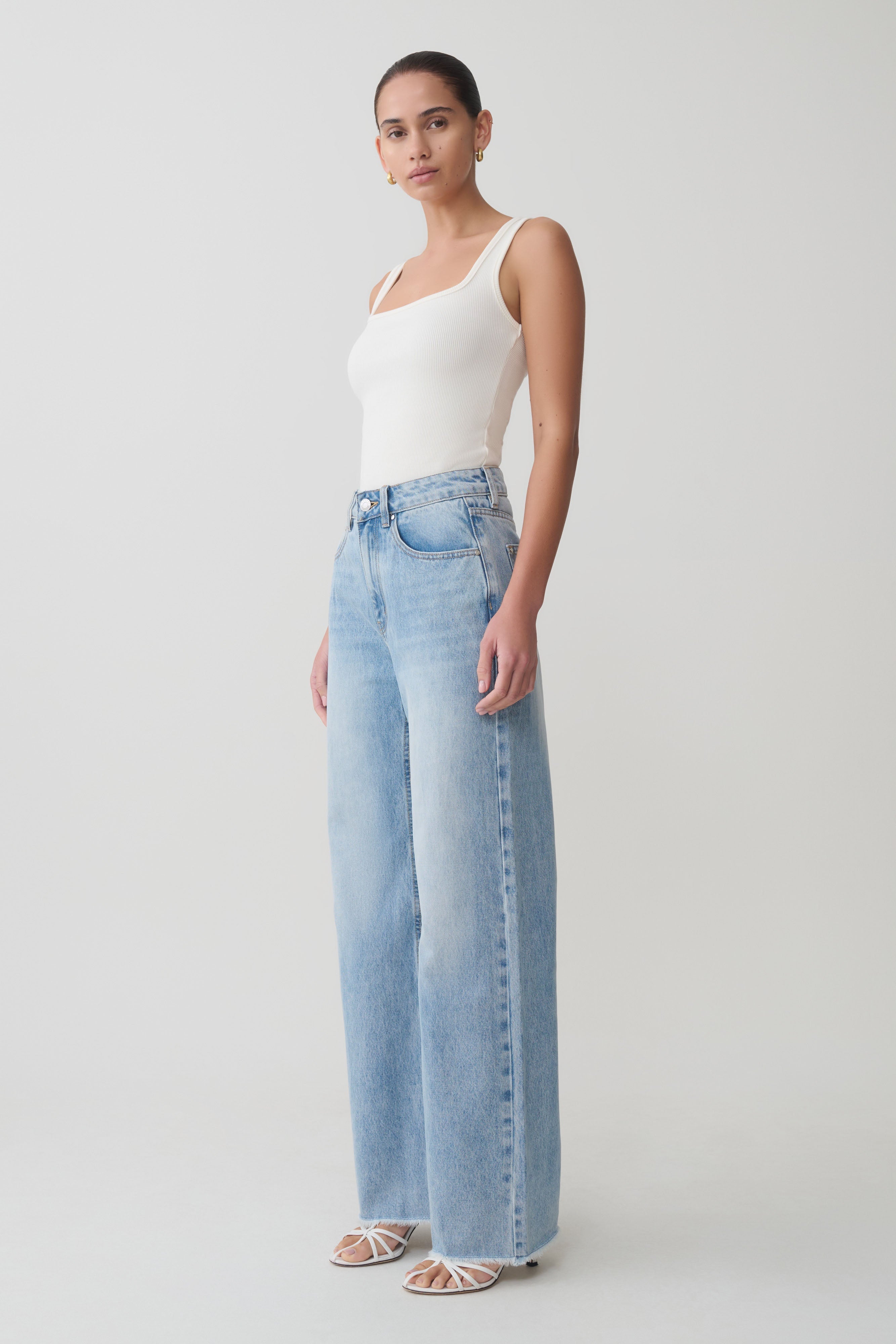 Sebastian Straight Leg Denim Jeans With Fray Hem - Washed Light Blue