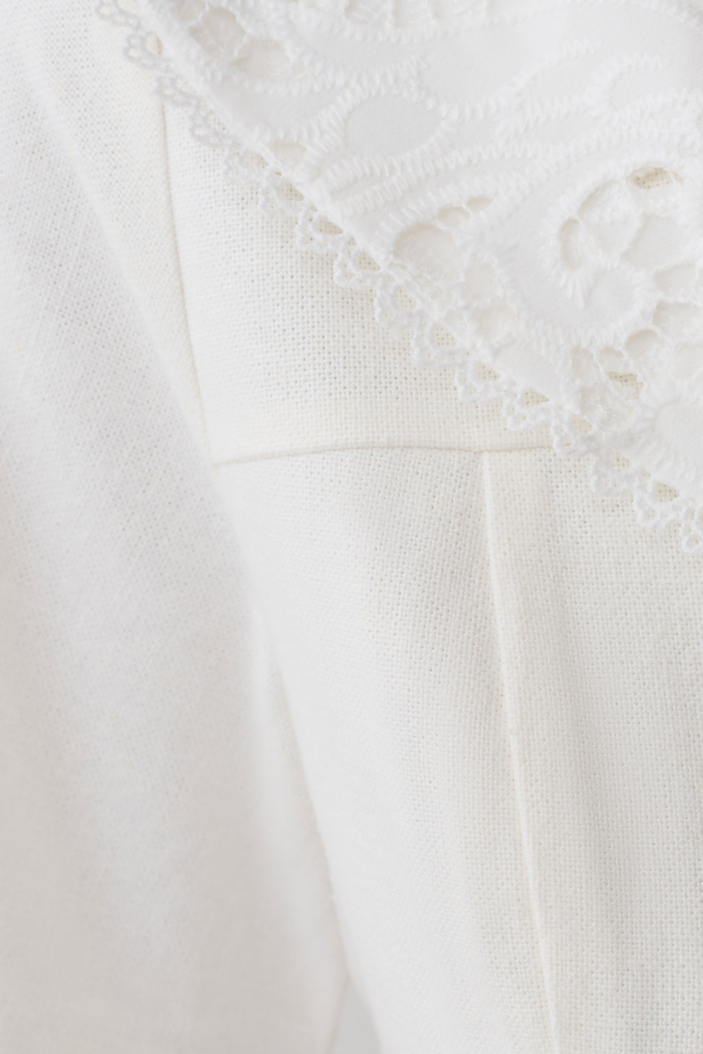 Melody Short Sleeve Shirt With Lace Collar - White