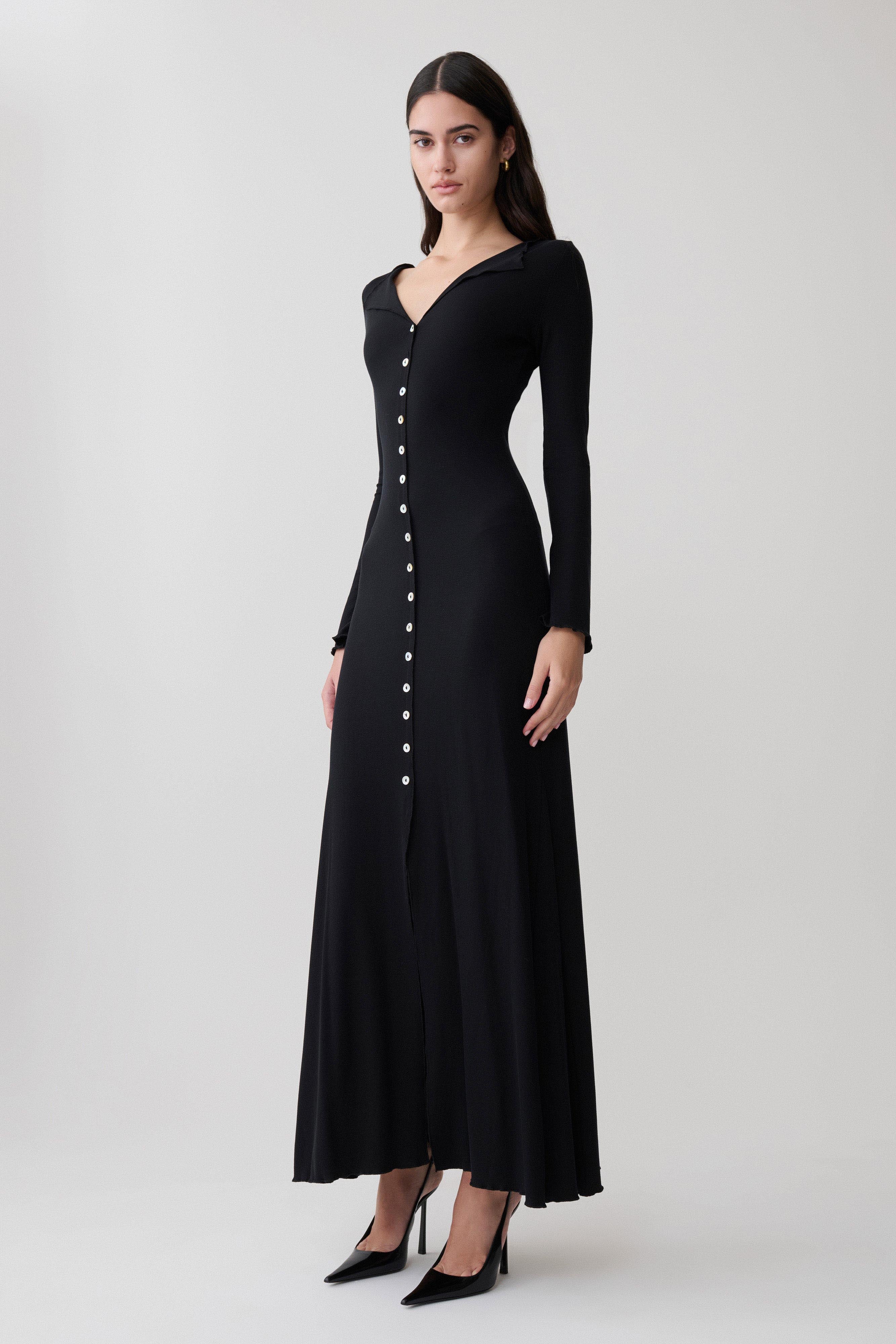 Tanya Buttoned Long Sleeve Maxi Dress - Black